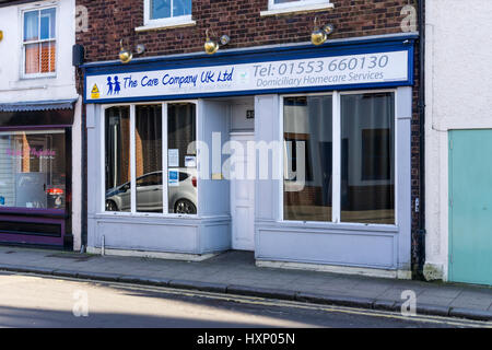 Die Räumlichkeiten der Care Company UK Ltd in Norfolk Street, King's Lynn. Stockfoto