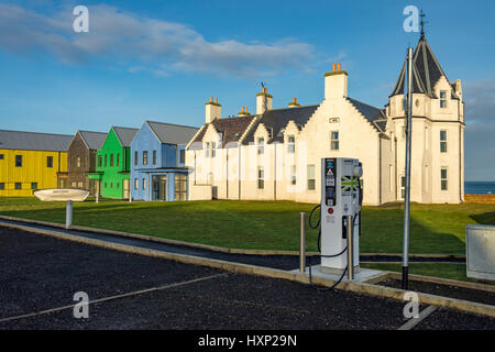 Elektrofahrzeug Ladestation im "The Inn at John O'Groats".  In John o' Groats, Caithness, Schottland, UK Stockfoto