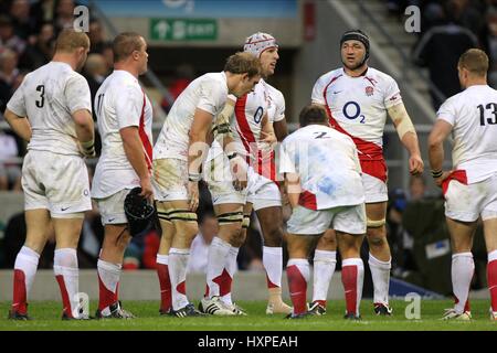 STEVE BORTHWICK mit TEAM ENGLAND V Australien TWICKENHAM MIDDLESEX ENGLAND 15. November 2008 Stockfoto