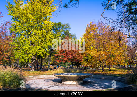 Im Herbst bunten Vegetation von Queens Park - Toronto, Ontario, Kanada Stockfoto