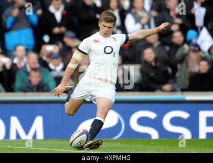 OWEN FARRELL ENGLAND Sarazenen RU ENGLAND & Sarazenen RU TWICKENHAM LONDON ENGLAND 2. November 2013 Stockfoto