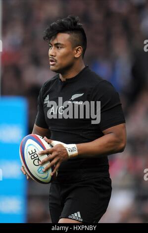 JULIAN SAVEA Neuseeland NEW ZEALAND RU TWICKENHAM LONDON ENGLAND 8. November 2014 Stockfoto