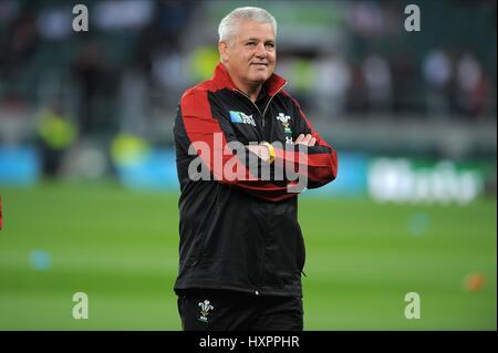 WARREN GATLAND WALES RUGBY UNION COACH WALES Rugby-UNION-Trainer TWICKENHAM LONDON ENGLAND 26. September 2015 Stockfoto