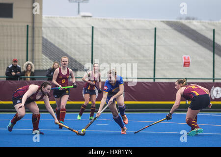 Bilder aus der Varsity-2017-Frauen-Match zwischen Met Universität Cardiff V Bath University in Cyncoed Campus, 29. März 2017 Stockfoto