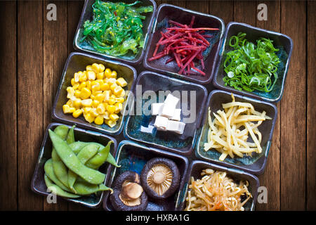 Ramen-Topping-Schalen Stockfoto
