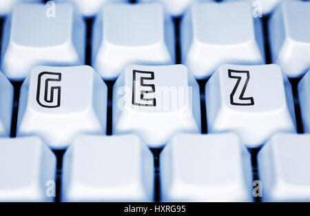 Computer-Tastatur mit der Bezeichnung GEZ - Beiträge für Computer, Computertastatur Mit der Aufschrift GEZ GEZ - GEZ-Beiträge Für Computer Stockfoto