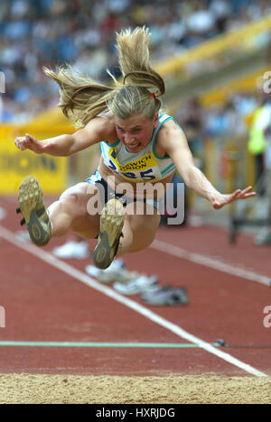 FIONA WESTWOOD Weitsprung ALEXANDER Stadion BIRMINGHAM ENGLAND 14. Juli 2002 Stockfoto