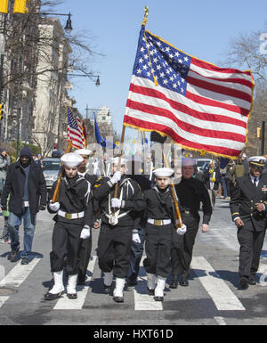 Irische amerikanische Parade für St. Patricks Day im Stadtteil Park Slope in Brooklyn, NY. Stockfoto