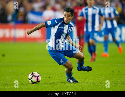 24. März 2017: Honduras Mittelfeldspieler Andy Najar (17) in Aktion während der FIFA WM-Qualifikation-Spiel zwischen den USA und Honduras Avaya-Stadion in San Jose, Kalifornien. Der USA besiegt Honduras 6-0. Damon Tarver/Cal-Sport-Medien Stockfoto