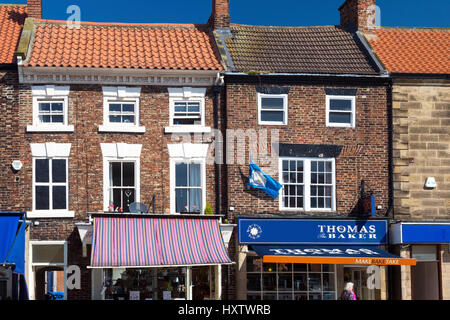 Gebäude auf Stokesley High Street, North Yorkshire, England, UK Stockfoto