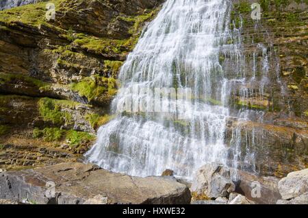 Cola de Caballo Wasserfall im Ordesa Nationalpark, Pyrenäen, Huesca, Aragon, Spanien Stockfoto