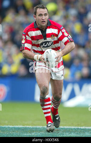 CRAIG SMITH WIGAN WARRIORS RLFC WIDNES 26. April 2004 Stockfoto