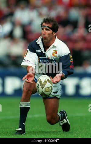 PETER GILL LONDON BRONCOS RLFC 27. Mai 1998 Stockfoto