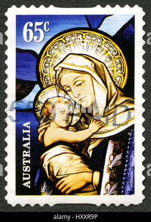 Australien - ca. 2014: Eine gebrauchte Briefmarke aus Australien, Darstellung eine festliche Darstellung der Maria mit dem Jesuskind, feiert Weihnachten i Stockfoto