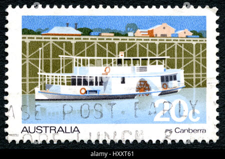Australien - ca. 1979: Eine gebrauchte Briefmarke aus Australien, Darstellung zur Veranschaulichung der PS Canberra Passagier Raddampfer, ca. 1979. Stockfoto