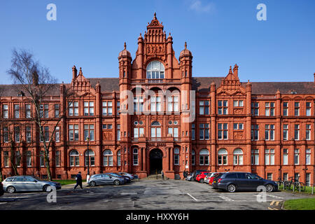 Grad II aufgeführten Peel Park Campus, Peel Gebäude ursprünglich für Salford Royal Technical Institute, von dem Architekten Henry Lord Salford Universität manche Stockfoto