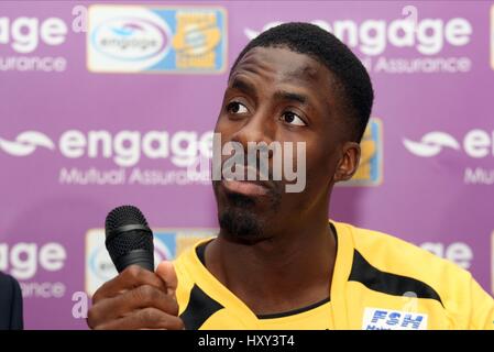 DWAIN CHAMBERS CASTLEFORD TIGERS RLFC Dschungel Stadion CASTLEFORD ENGLAND 31. März 2008 Stockfoto