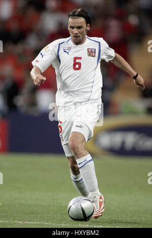 MAREK JANKULOVSKI Tschechische Republik & UDINESE CALCI STADTSTADION AVEIRO PORTUGAL 19. Juni 2004 Stockfoto