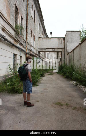 Paterei Gefängnis in Tallinn ist eine alte sowjetische Gefängnis stattfindenden verschiedene Opfer des Kommunismus und des Nationalsozialismus.  Bereiche des Gefängnisses sind offen wie Galerien. Stockfoto