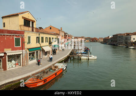 Frühling am Nachmittag auf der Insel Murano, Venedig, Italien. Stockfoto