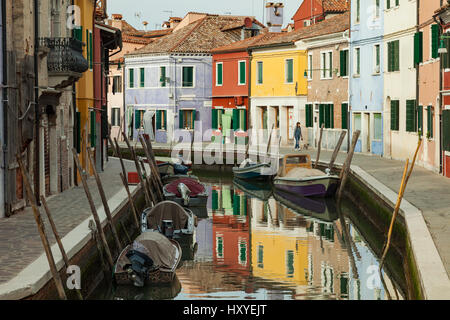 Frühling am Nachmittag auf der Insel Burano, Venedig, Italien. Stockfoto