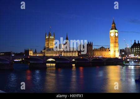 Big Ben und die Houses of Parliament in der Nacht Stockfoto