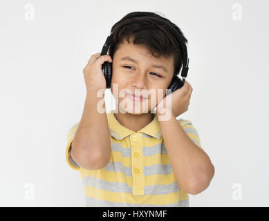 Kind-Studio schießen hören Musik-Verbindung Stockfoto