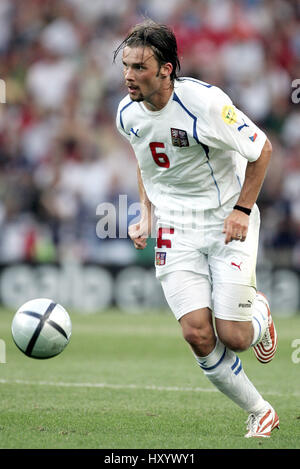 MAREK JANKULOVSKI Tschechische Republik & UDINESE DRAGAO Stadion PORTO PORTUGAL 27. Juni 2004 Stockfoto