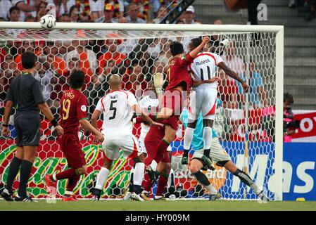 CRISTIANO RONALDO ANGOLA gegen PORTUGAL Köln Deutschland 11. Juni 2006 Stockfoto