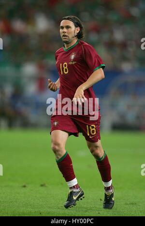 NUNO MANICHE PORTUGAL & DINAMO Moskau GELSENKIRCHEN Deutschland 21. Juni 2006 Stockfoto