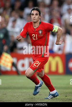 NUNO GOMES PORTUGAL & BENFICA ST. JAKOB-PARK BASEL Schweiz 19. Juni 2008 Stockfoto