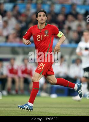 NUNO GOMES PORTUGAL & BENFICA ST. JAKOB-PARK BASEL Schweiz 19. Juni 2008 Stockfoto