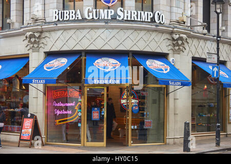 Gesamtansicht der Bubba Gump Shrimp Co. Restaurant in London Stockfoto