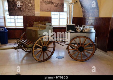 Mobile Küche, ausgestellt im Museum der Stadt Zagreb, Kroatien Stockfoto