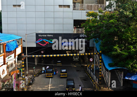 Andheri u-Bahn Bahnhof, Mumbai, Maharashtra, Indien, Asien Stockfoto