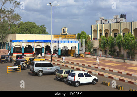 Gulbarga Hauptbahnhof, Karnataka, Indien, Asien Stockfoto