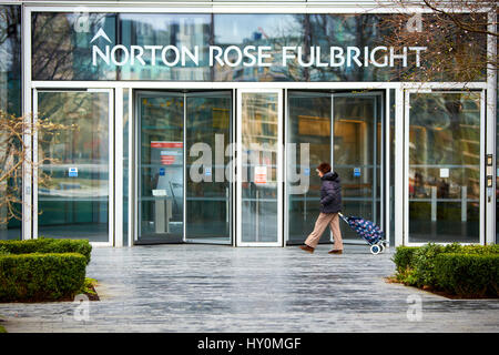 Gesamtansicht der Norton Rose Fulbright Büros in London Stockfoto