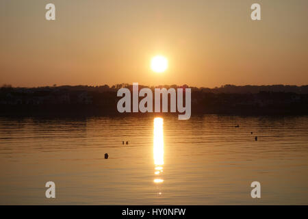 Sonnenuntergang in den Schären Town, Irland Stockfoto