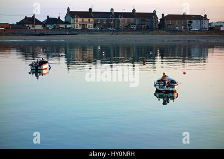 Sonnenuntergang am Strand in Skerries Town, Irland Stockfoto