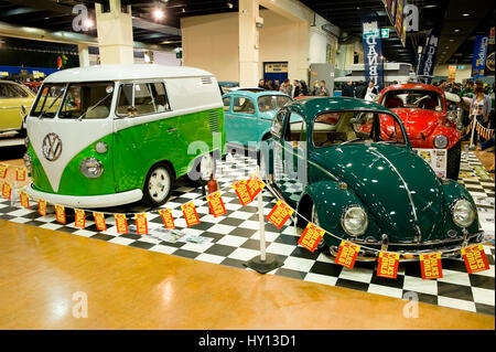 Sandown Park, UK - 26. März 2011: Custom built Volkswagen Fahrzeuge auf dem Display auf der Volksworld motor Show bei Sandown Park, UK Stockfoto