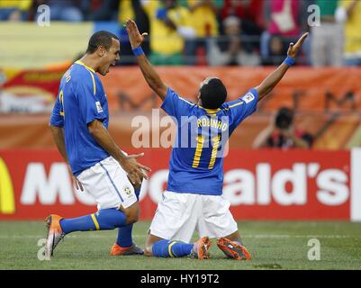 LUIS FABIANO & ROBINHO Brasilien V Niederlande Brasilien V Niederlande NELSON MANDELA BAY Stadion PORT ELIZABETH SOUTH Afrika 02 Jul Stockfoto