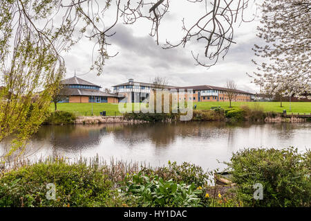 Winsford Stadtzentrum entfernt. Cheshire West. Vale Royal. Cheshire West und Chester Rat Büro. Wyvern-Haus. Stockfoto