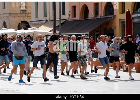 TROUBLE IN Straßen MARSEILLE Frankreich - Juni 11 MARSEILLE Frankreich 11. Juni 2016 Stockfoto