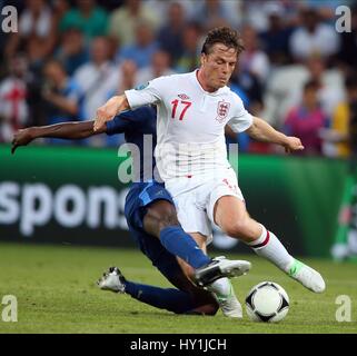 YOHAN CABAYE SCOTT PARKER Frankreich V ENGLAND EURO Frankreich V ENGLAND EURO 2012 DONBASS ARENA Donezk UKRAINE 11. Juni 2012 Stockfoto