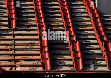 Dach, Gebäude, decken, Dämmung, atmosphärische, Reparatur, Dach, Gebäude, decken, Dämmung, atmosphärische, Reparatur, Ersatz, Fliese, Fliesen, securi Stockfoto