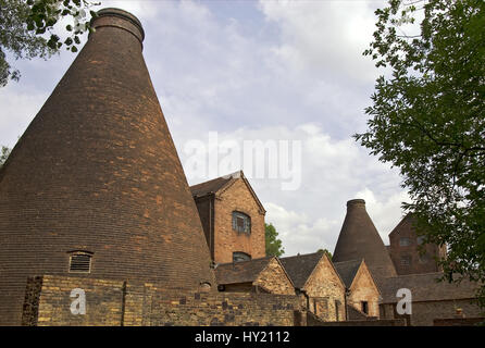 Das Coalport China Museum ist eines der Ironbridge Gorge Museen mit Sitz in der Ortschaft Coalport innerhalb der Ironbridge Gorge in Ironbridge, Coalbrook Stockfoto