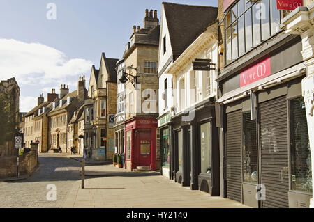 Stamford ist eine alte Stadt liegt etwa 100 Meilen nördlich von London, direkt an der A1, der nördlich des alten großen war Straße nach Yor Stockfoto