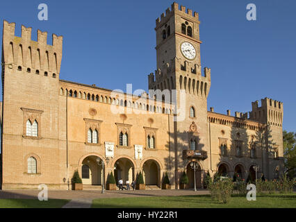 Bild von der Rocca Busseto, Emilia-Romagna, Italien.  Sterben Sie Rocca in der Innenstadt von Busseto, Emilia-Romagna, Italien. Stockfoto