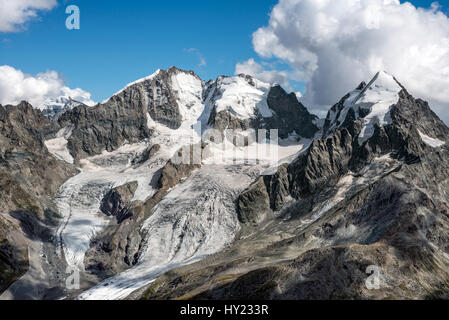 Piz Roseg, Sellagletscher Und Piz Bernina gesehen vom Piz Corvatsch Bergstation, Graubünden, Schweiz. | Piz Rosegg von der Corvatsch Korblift g Stockfoto