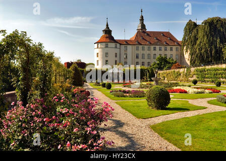 Das Renaissanceschloss Langenburg in Baden-Würtemberg in Deutschland.   Blick auf Burg Schloss Langenburg in Baden GmbH, Süd-Deutschland. Stockfoto